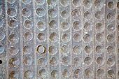 Hosap Castle, detail of the entrance door